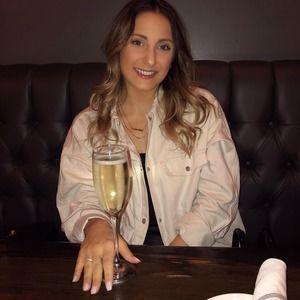 Meet your Posher, Ali